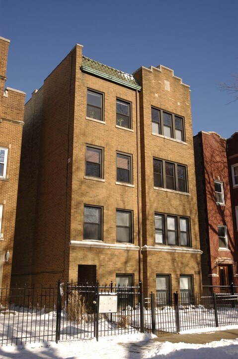 2024 W Farragut Ave in Chicago, IL - Building Photo