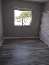 18003 NW 74th Path in Hialeah, FL - Building Photo - Building Photo