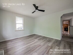 538 Union Lake Rd in White Lake, MI - Building Photo - Building Photo