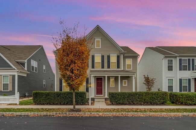 property at 66 Avery Wy