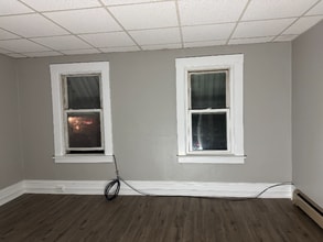 900 S 24th St in Easton, PA - Building Photo - Building Photo