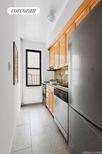 222 E 35th St in New York, NY - Building Photo - Building Photo