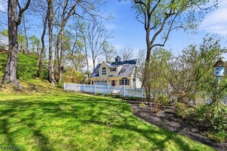 1 Conklin Ave in Morristown, NJ - Building Photo - Building Photo