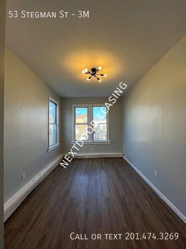 53 Stegman St in Jersey City, NJ - Building Photo - Building Photo