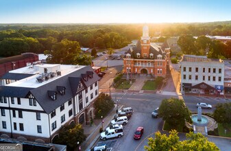 102 Cactus Hill Cir in Elberton, GA - Building Photo - Building Photo