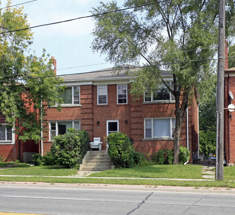 4101 Bathurst St in Toronto, ON - Building Photo