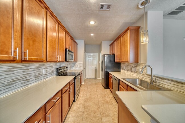 property at 43 Whitekirk Pl