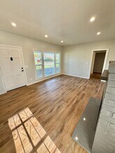 2630 Carson Way in Sacramento, CA - Building Photo - Building Photo