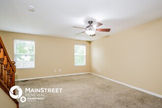 209 Cherrywood Parc Dr in O'Fallon, MO - Foto de edificio - Building Photo