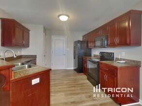 3713 Nadia Dr in Clarksville, TN - Building Photo - Building Photo