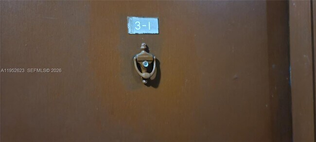 10641 SW 108th Ave in Miami, FL - Building Photo - Building Photo