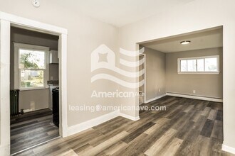 25163 Pearl St in Roseville, MI - Building Photo - Building Photo