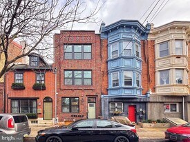 781 S 3rd St in Philadelphia, PA - Building Photo