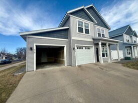 516-518 W Thomas St in Wausau, WI - Building Photo