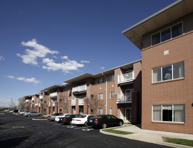 The Fountains of West County in Ellisville, MO - Foto de edificio - Building Photo