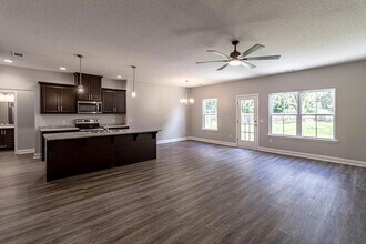 404 Talmadge Rd in Allenhurst, GA - Building Photo - Building Photo