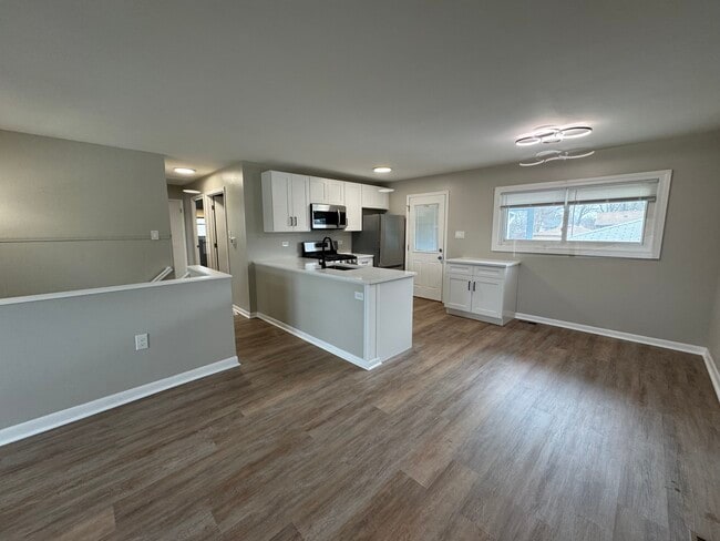117 S Willow Ln in Glenwood, IL - Building Photo - Building Photo