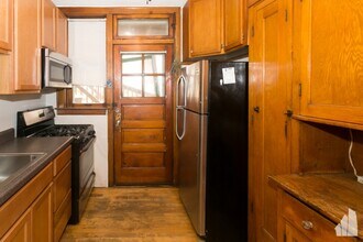 3844 N Bernard St in Chicago, IL - Building Photo - Building Photo