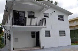 1467 SW 3rd St in Miami, FL - Building Photo