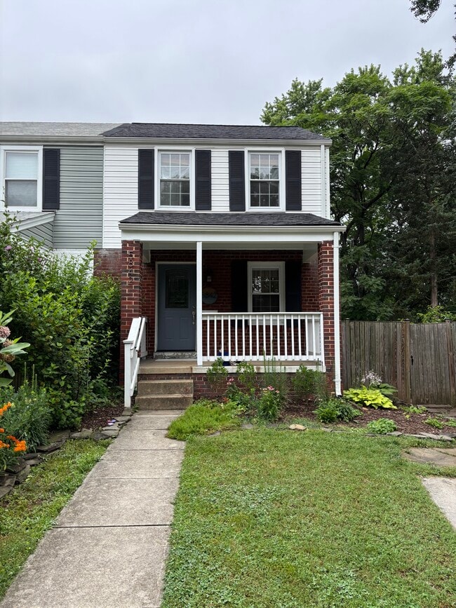 property at 5842 Monticello Rd