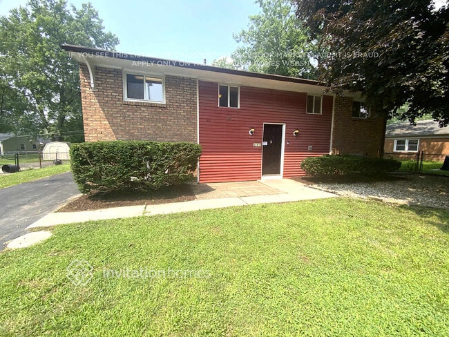 property at 189 N Pinecrest Rd