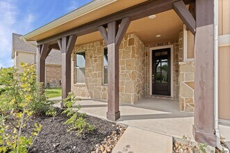 130 Bloomhill Pl in Magnolia, TX - Building Photo - Building Photo