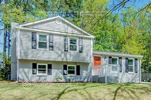 108 N Corncrib Ct in Cary, NC - Building Photo