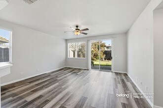 357 Hatton Ct in Roseville, CA - Building Photo - Building Photo