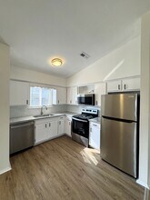 4112 17th St SW in Huntsville, AL - Building Photo - Building Photo