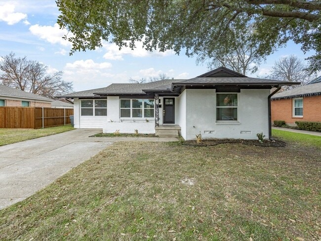 10209 Casa View Dr in Dallas, TX - Building Photo - Building Photo