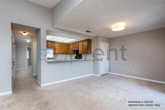 151 Silcreek Dr in San Jose, CA - Building Photo - Building Photo