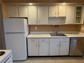 553 French Rd in Rochester, NY - Building Photo - Building Photo