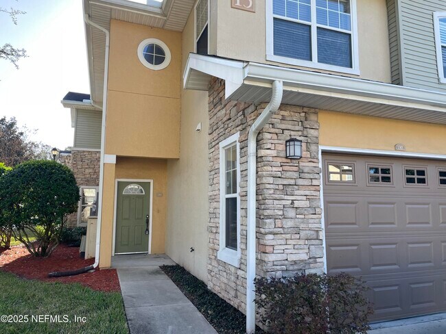 3750 Silver Bluff Blvd in Orange Park, FL - Foto de edificio - Building Photo