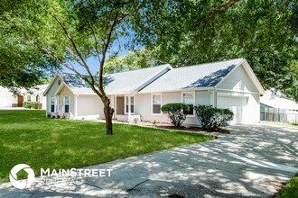 104 Summerhill Ct in Minneola, FL - Foto de edificio - Building Photo