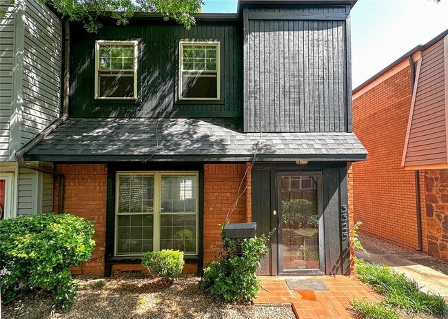 property at 3325 Brookhollow Ct