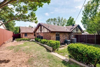 724 Toni Dr in Hurst, TX - Building Photo - Building Photo