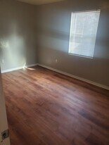 725 W Casey Dr in Sevierville, TN - Building Photo