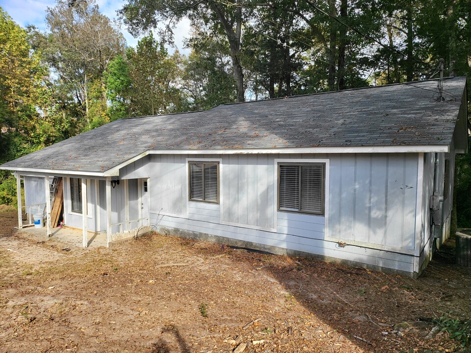 106 Dee Ct in Daleville, AL - Foto de edificio