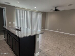 38163 W Santa Monica Ave in Maricopa, AZ - Building Photo - Building Photo