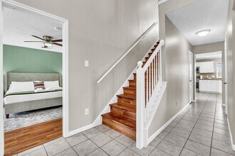 600 Ashcrest Ct in Allen, TX - Foto de edificio - Building Photo