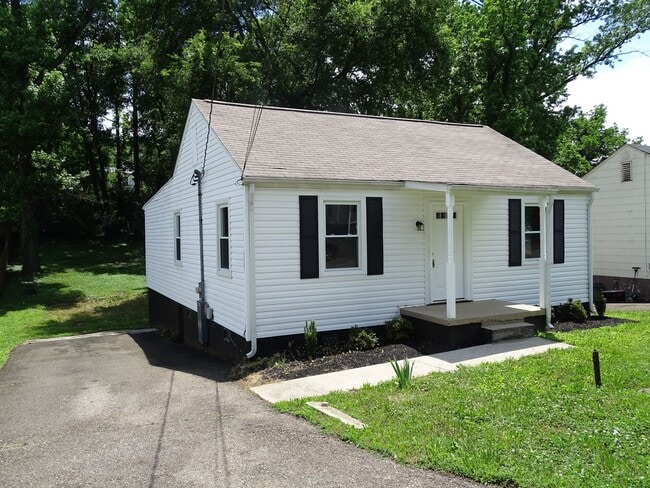 216 Wynn Ave in Knoxville, TN - Building Photo - Building Photo