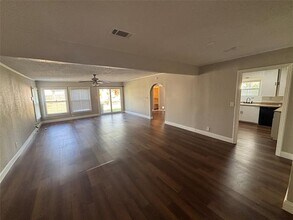 7406 Llano Ave in Fort Worth, TX - Building Photo - Building Photo