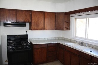 14 Liberty St in Port Jervis, NY - Building Photo - Building Photo