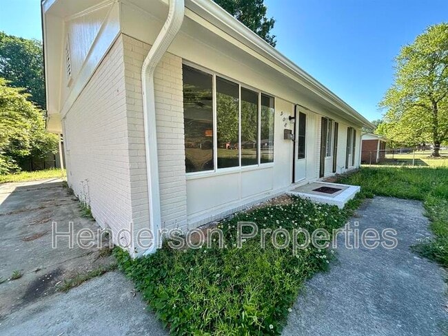 908 Bilmark Ave in Charlotte, NC - Building Photo - Building Photo