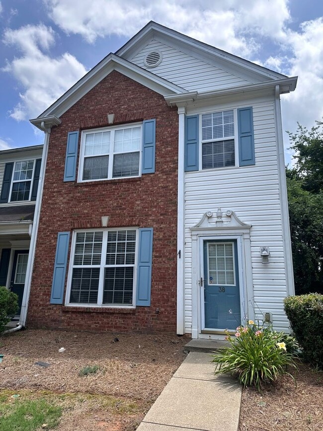 property at 38 Highoak Dr