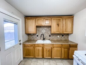 4619 Cline Rd in Amarillo, TX - Foto de edificio - Building Photo