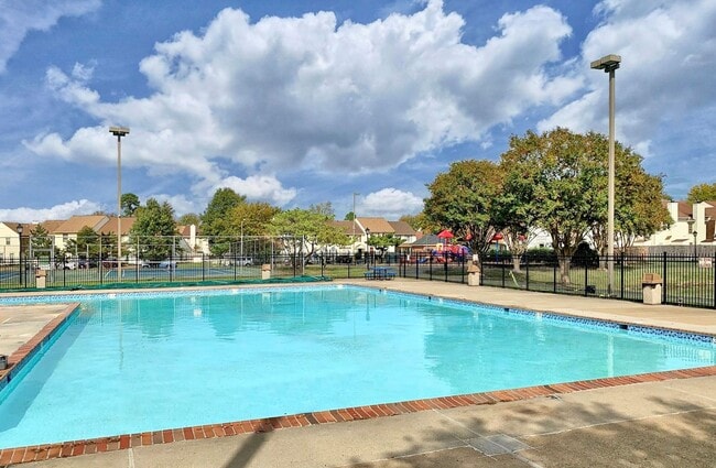 4813 Ashbury Ln in Virginia Beach, VA - Building Photo - Building Photo