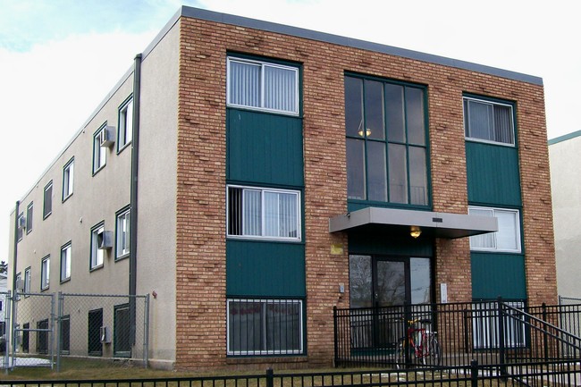 3020 Pillsbury Ave S in Minneapolis, MN - Foto de edificio - Building Photo