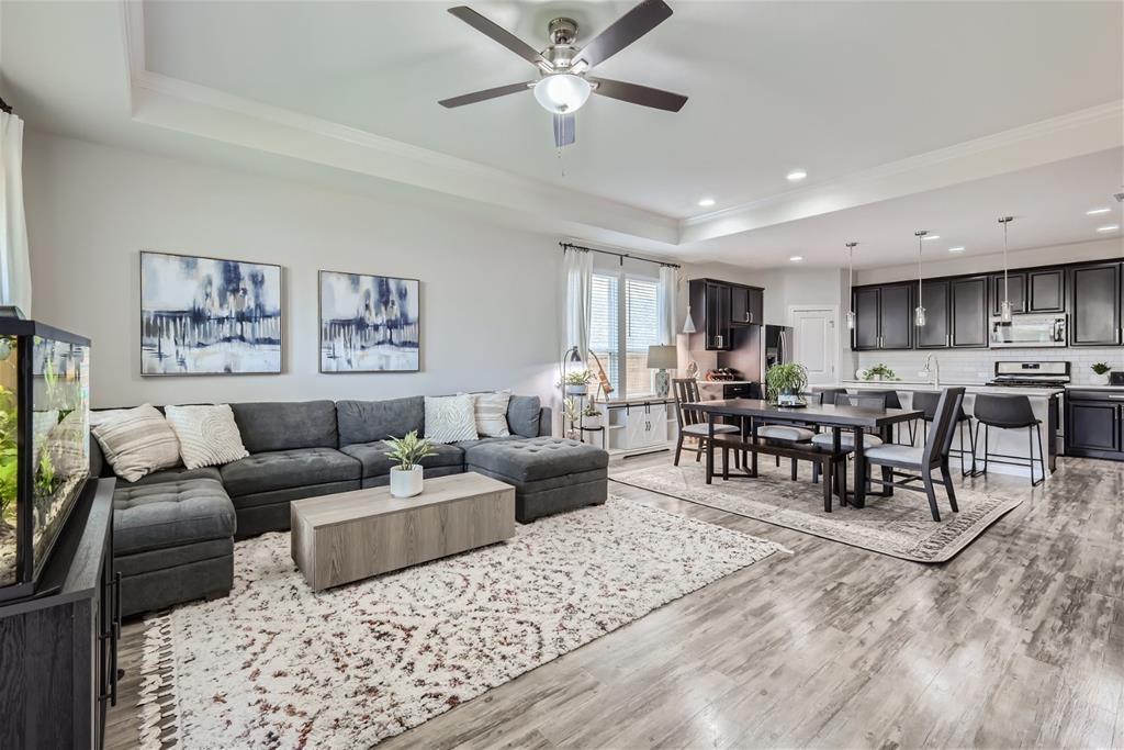 159 Bayberry Cir in Mustang Ridge, TX - Building Photo