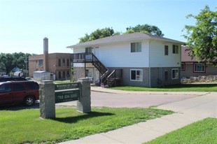 Woodbury Park Apartments